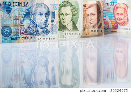 Banknotes from Italy. Italian lira  29324975