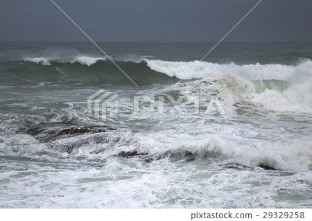 Stormy Waves Breaking Stormy Waves Breaking 29329258