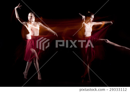 The sensual and emotional dance of beautiful The sensual and emotional dance of beautiful 29333112