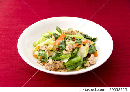 Stir-fry of Komatsuna and Pork Stir-fry of Komatsuna and Pork 29338525