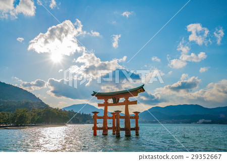 嚴島神社Otorii 29352667