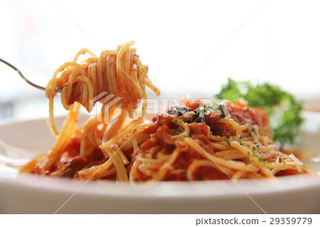 Spaghetti bolognese beef sauce 29359779