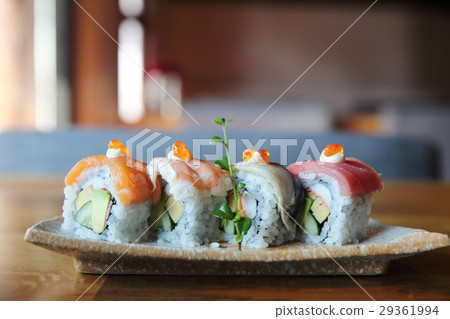 Mix maki sushi roll japanese food Mix maki sushi roll japanese food 29361994