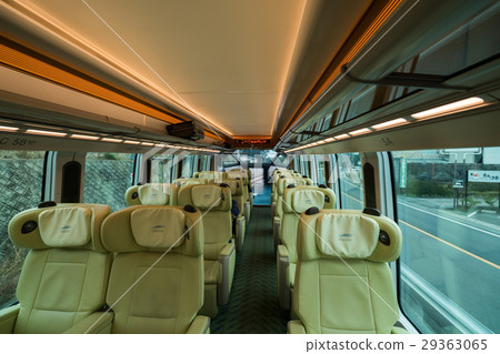 運行伊勢志摩(三重縣景觀)的特快列車 運行伊勢志摩(三重縣景觀)的特快列車 29363065
