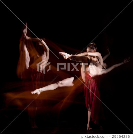 The sensual and emotional dance of beautiful The sensual and emotional dance of beautiful 29364226