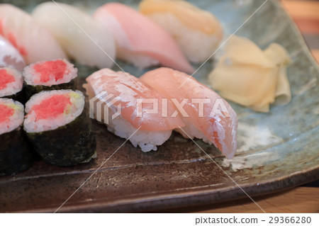 Delicious handful sushi Delicious handful sushi 29366280