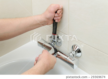 Installing faucet with thermostat. 29369674