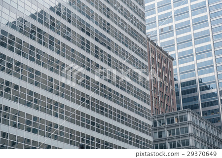 Different constructions mirroring in tall 29370649