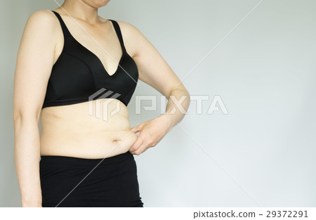 中年婦女的胖乎乎的肚子 29372291
