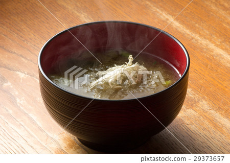 Tororo kombu (aka: shaved kelp) miso soup 29373657