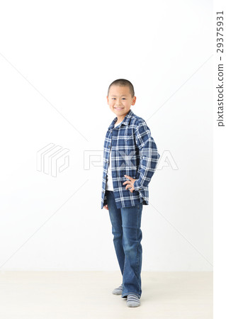 Elementary school boy Elementary school boy 29375931