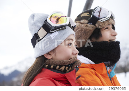 Ski resort couple 29376065