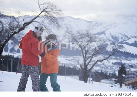 滑雪勝地夫婦 滑雪勝地夫婦 29376143