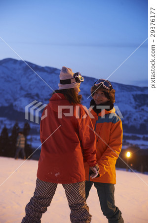 Ski resort Night couple 29376177
