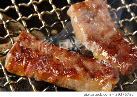 木炭烤肉 木炭烤肉 29376783