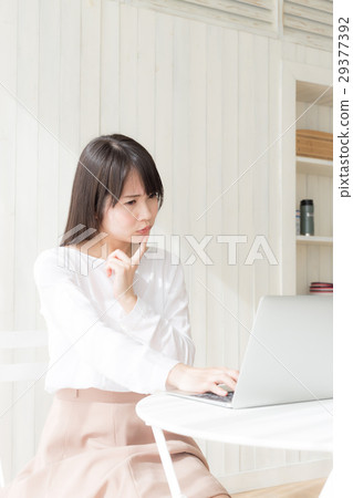 女性·PC 女性·PC 29377392