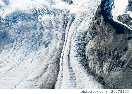 glacier  29378103