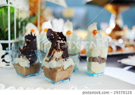 chocolate desserts in parfait cups chocolate desserts in parfait cups 29378128