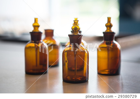 玻璃藥瓶 Glass bottle ガラス瓶 玻璃藥瓶 Glass bottle ガラス瓶 29380729