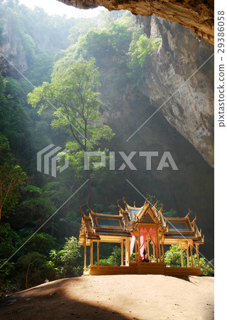 Buddhist temple in picturesque cave 29386058
