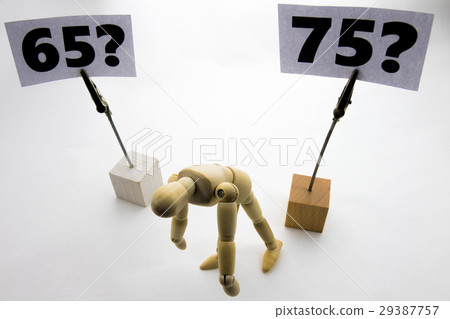 老人多大了? 老人多大了? 29387757