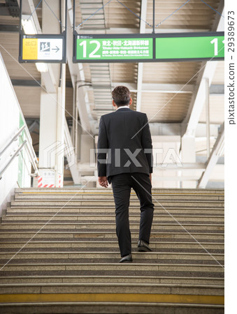 Businessman Businessman 29389673