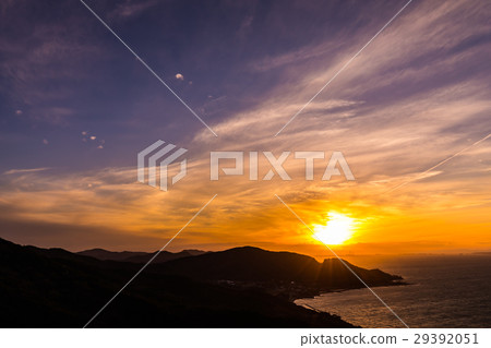 Cape Sunset 29392051