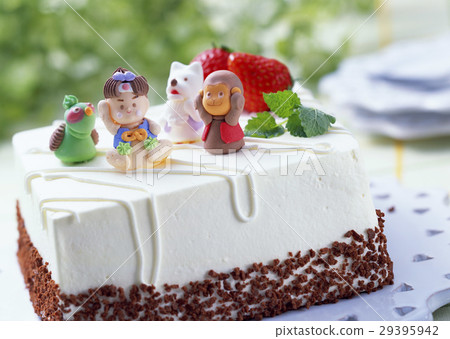 Momotaro's cake 29395942