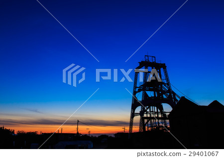 在Miyahara坑Omuta世界遺產日落以後的夜視圖 29401067