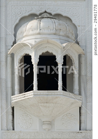 Gurdwara Bangla Sahib, Sikh Temple in Delhi 29401778