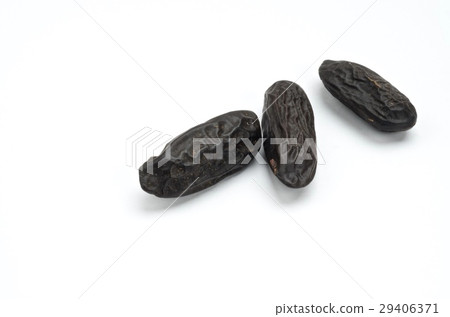 Tonka beans Tonka beans 29406371
