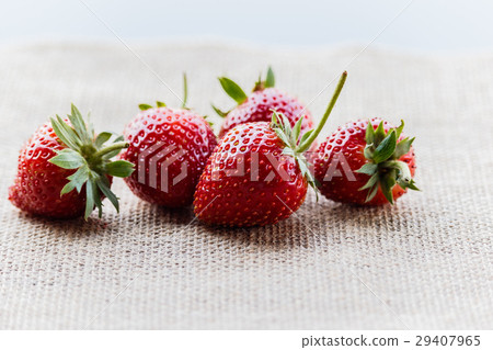 red close up strawberries with selective focus 29407965