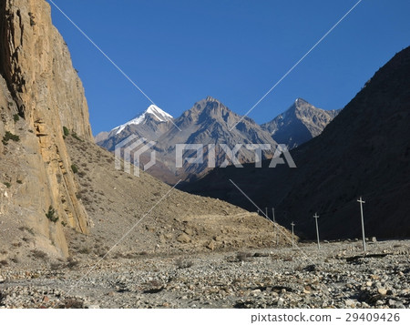 Muktinath Himal, mountain range Muktinath Himal, mountain range 29409426