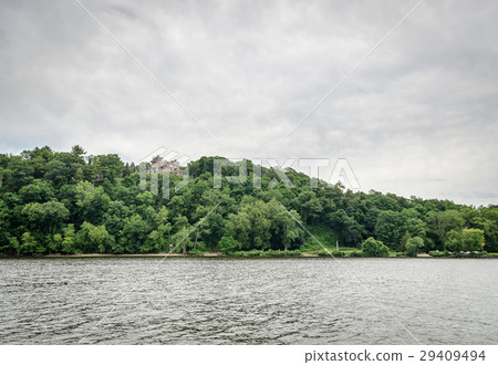 Connecticut river 29409494