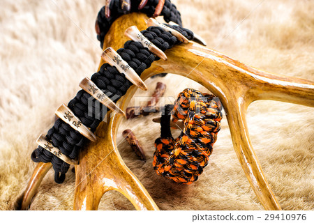 Paracord Bracelet With antler 29410976