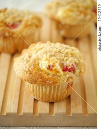 Muffin cutting board version of strawberry and cream cheese Muffin cutting board version of strawberry and cream cheese 29412839