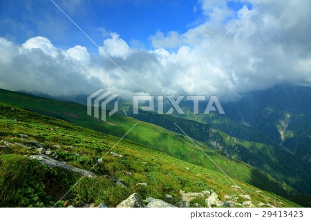 我從Dijiri Ridge Iidoseki山看到的雲彩 29413423