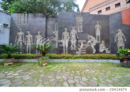 Hoa Lo POW Camp 29414874