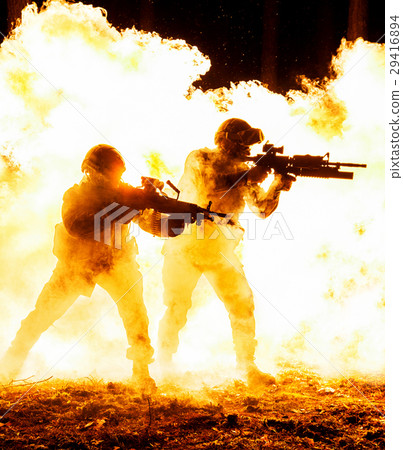 Black silhouettes of soldiers 29416894