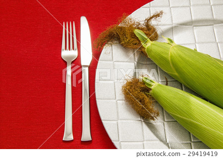 Cob and cutlery 29419419
