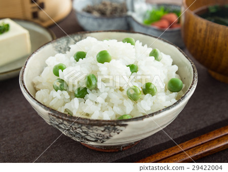 綠豌豆米豆米早餐日本料理日本食物綠豆米 綠豌豆米豆米早餐日本料理日本食物綠豆米 29422004