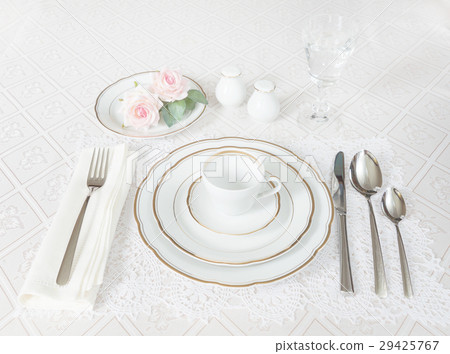 Beautiful table setting 29425767
