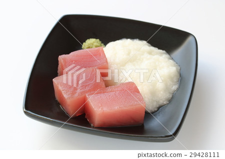 Corn cutting of yellowfin tuna and grated yam with grated 29428111