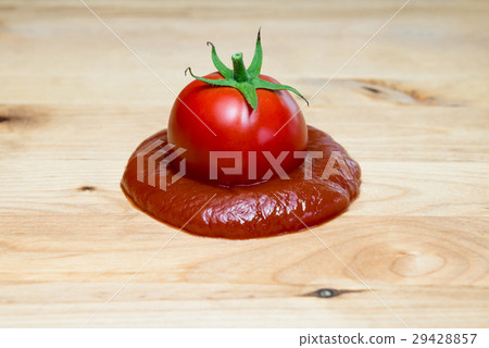 Ketchup tomato puree board ingredients italian 29428857