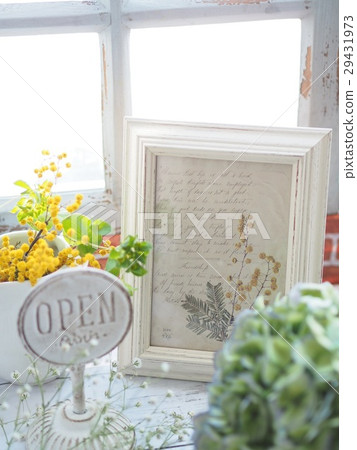 Natural antique miscellaneous goods and window side 29431973