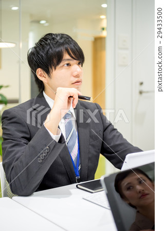 Image of meeting / meeting (business · male · female) Image of meeting / meeting (business · male · female) 29433500