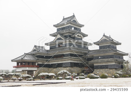 信州國寶松本城松本城堡一座真正的城堡建於公墓時期 29435599