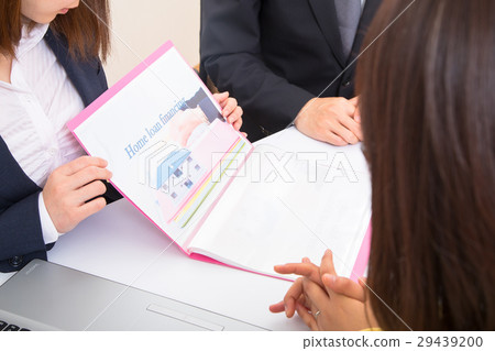 房地產經紀人男性員工女性員工住房諮詢消費稅增加止贖需求復制空間物業介紹 房地產經紀人男性員工女性員工住房諮詢消費稅增加止贖需求復制空間物業介紹 29439200