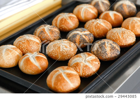 Freshly baked buns in the kitchen Freshly baked buns in the kitchen 29443085