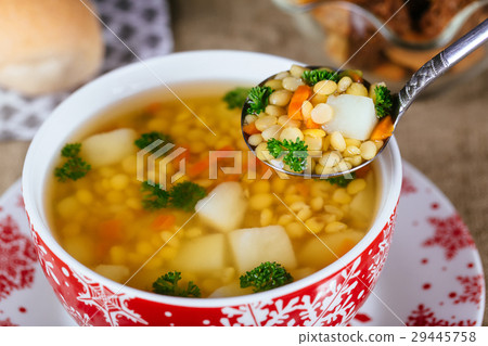 Split pea soup with ham, carrots and potatoes Split pea soup with ham, carrots and potatoes 29445758